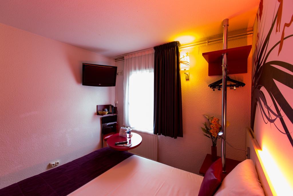 Hotel Inn Design Седан Екстериор снимка